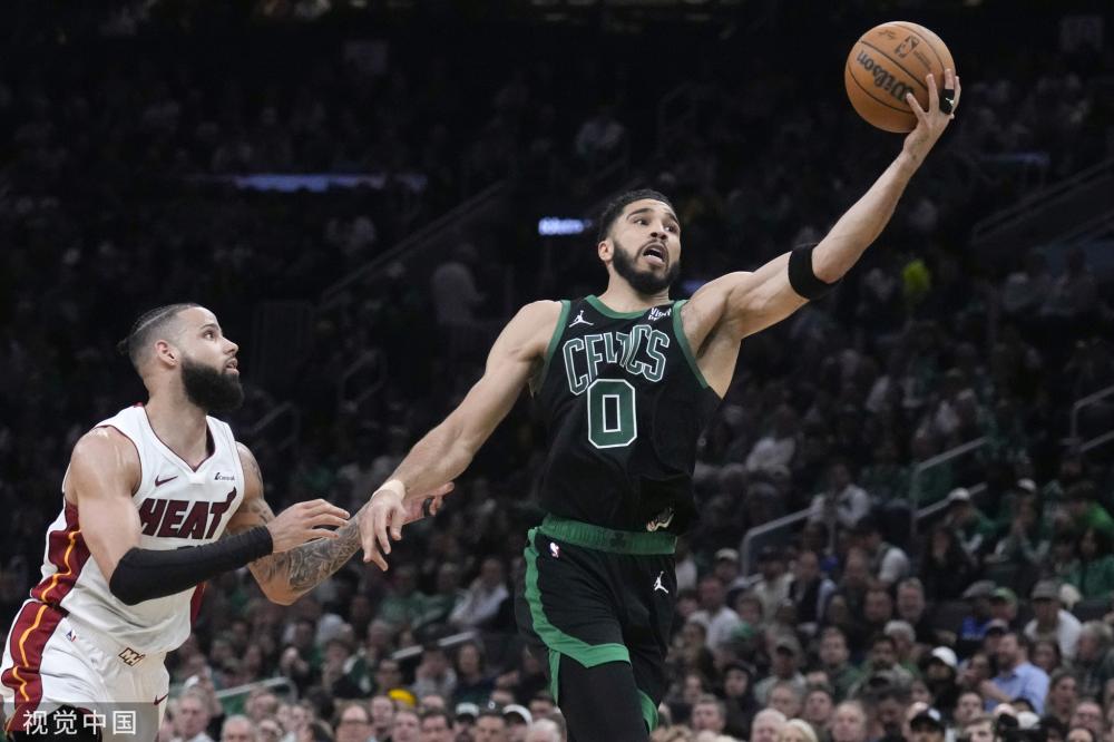 曼城球迷吃 曼城球迷吃