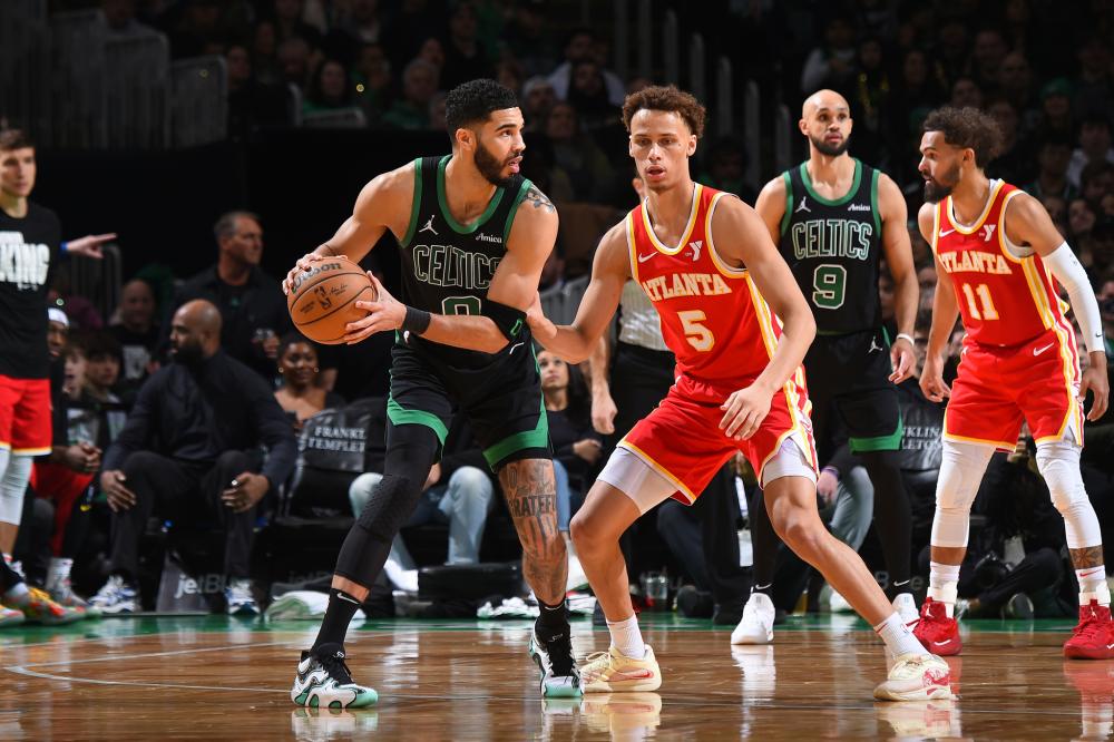 全队发力 全队发力