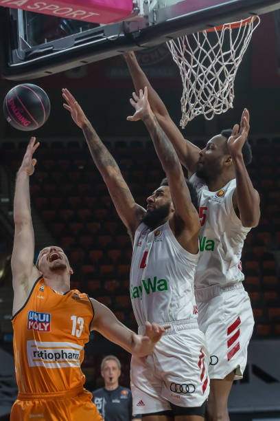 添了不少亮 添了不少亮