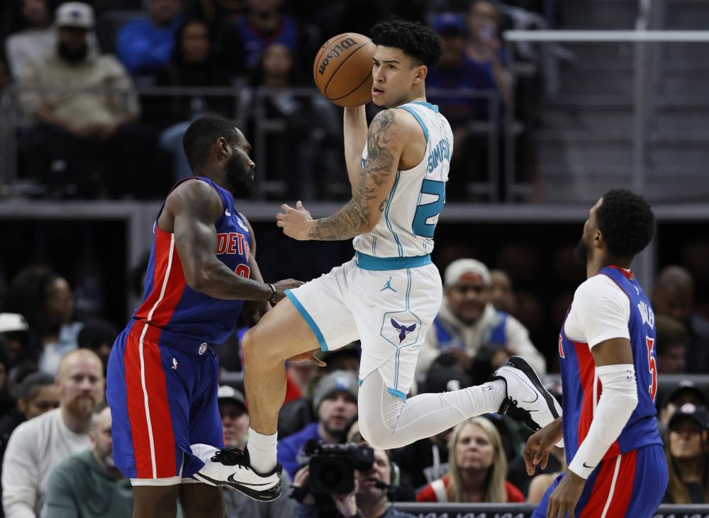 强的球员凤 强的球员凤